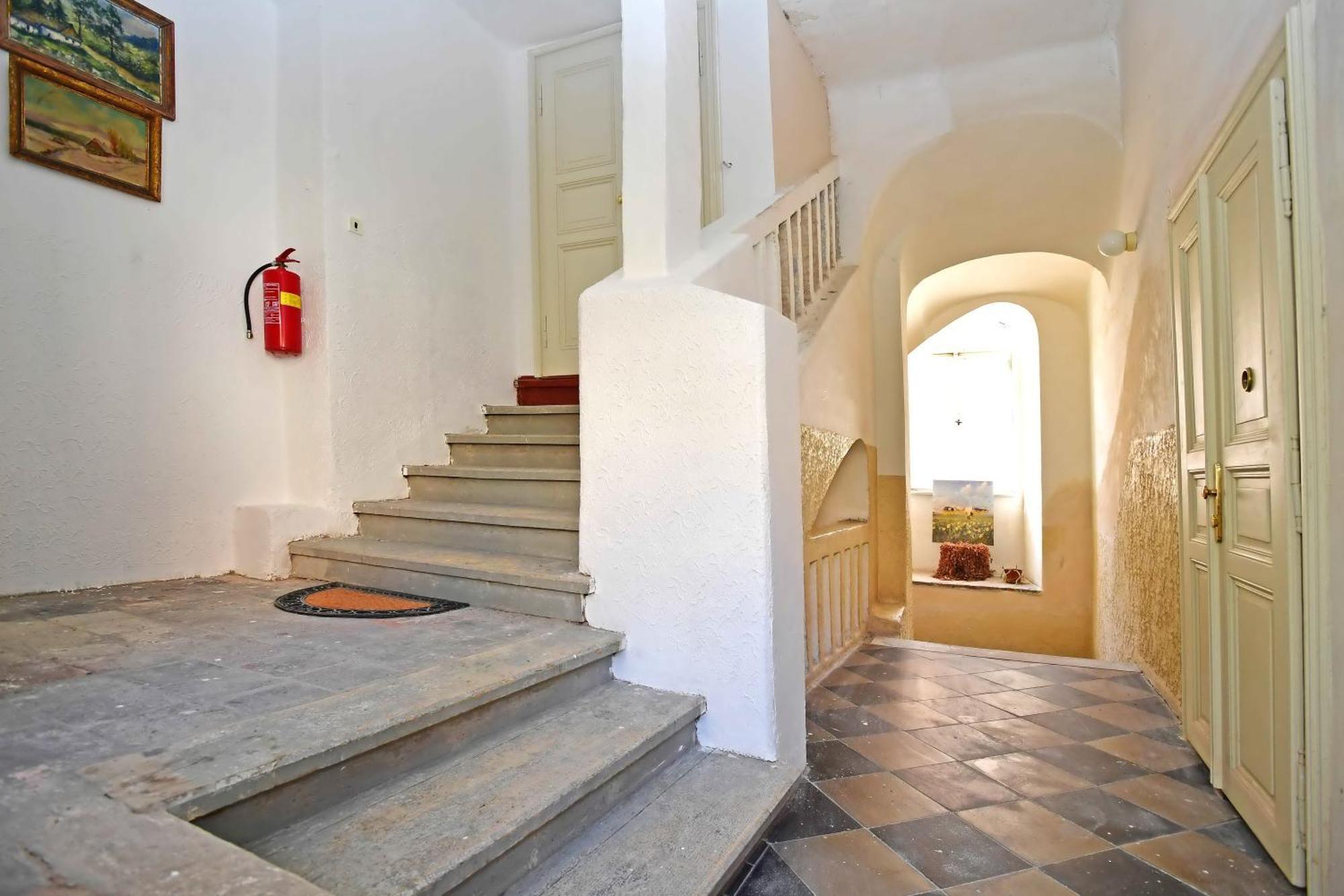 Romantic Apartment Under The Prague Castle Eksteriør billede
